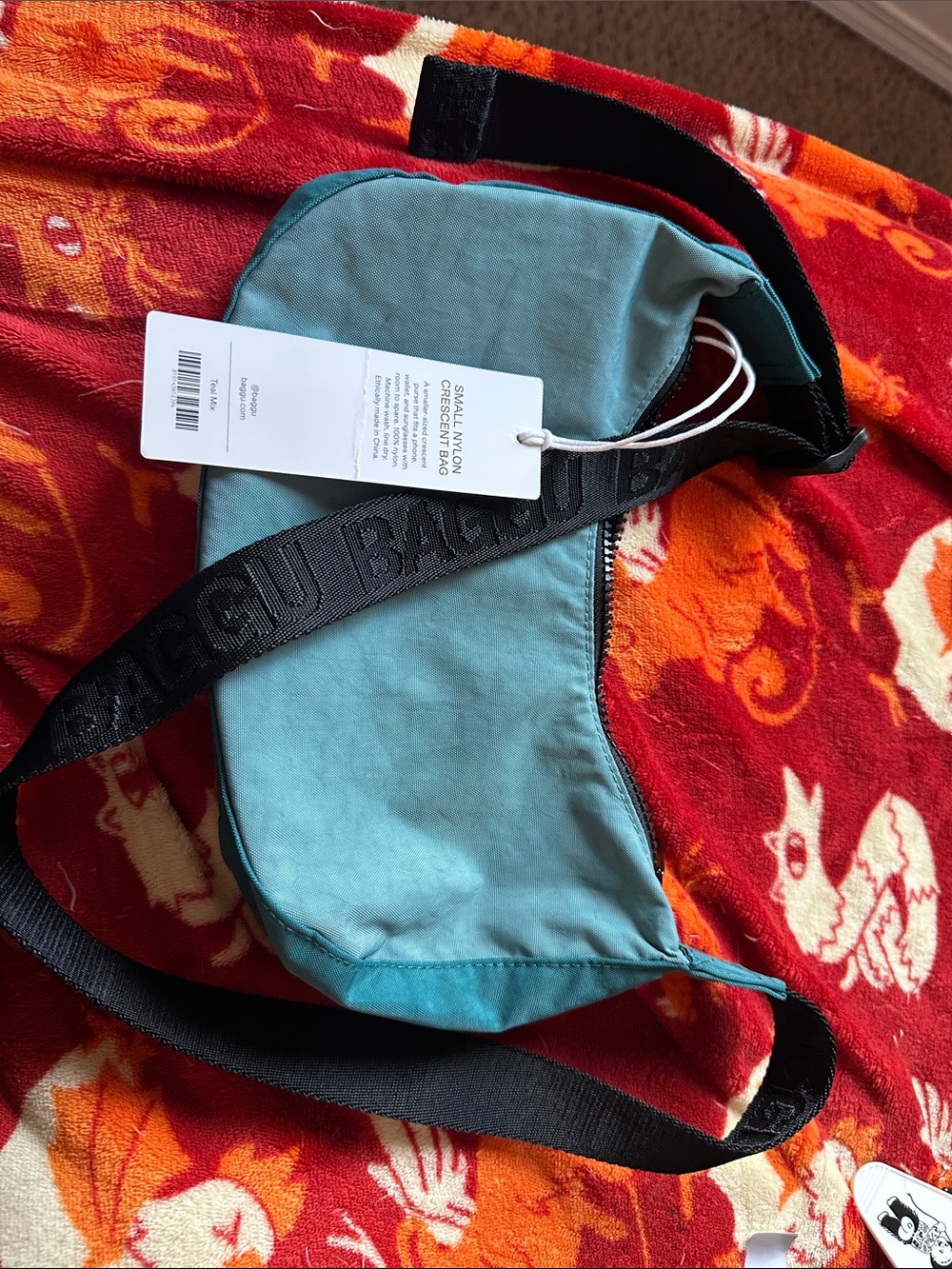 BAGGU deadstock teal mix small crescent